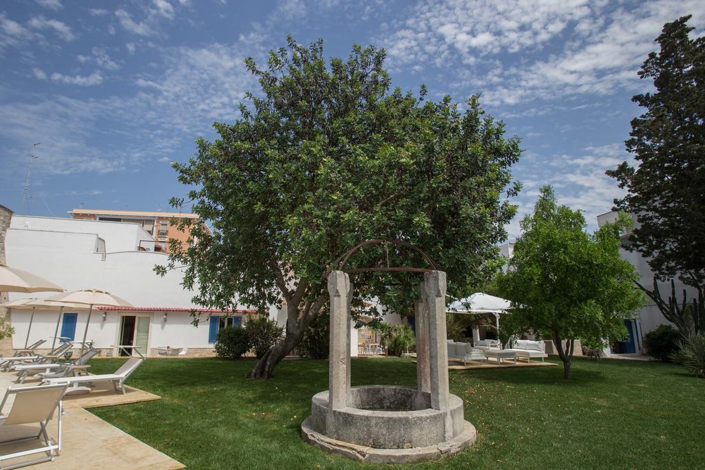 Li Pappi Antico Casale Bed and Breakfast Galatina Exteriör bild