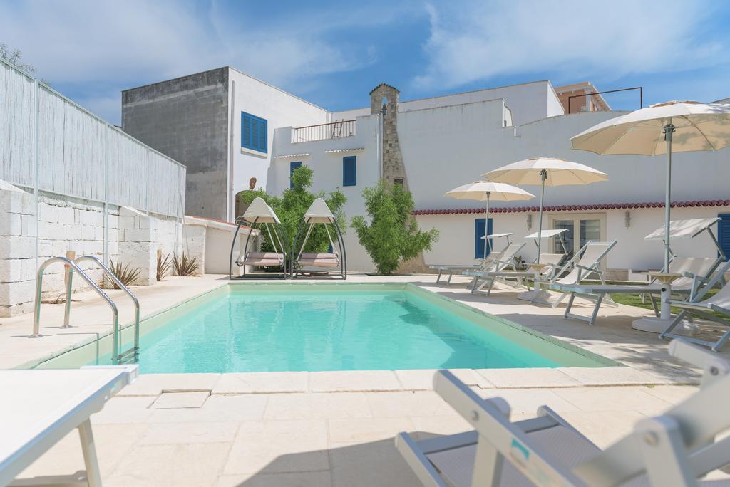 Li Pappi Antico Casale Bed and Breakfast Galatina Exteriör bild