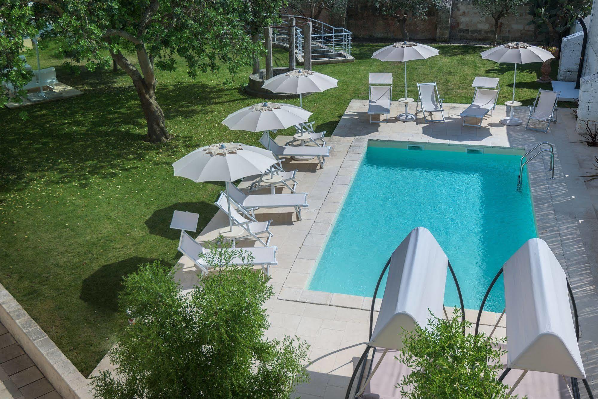 Li Pappi Antico Casale Bed and Breakfast Galatina Exteriör bild