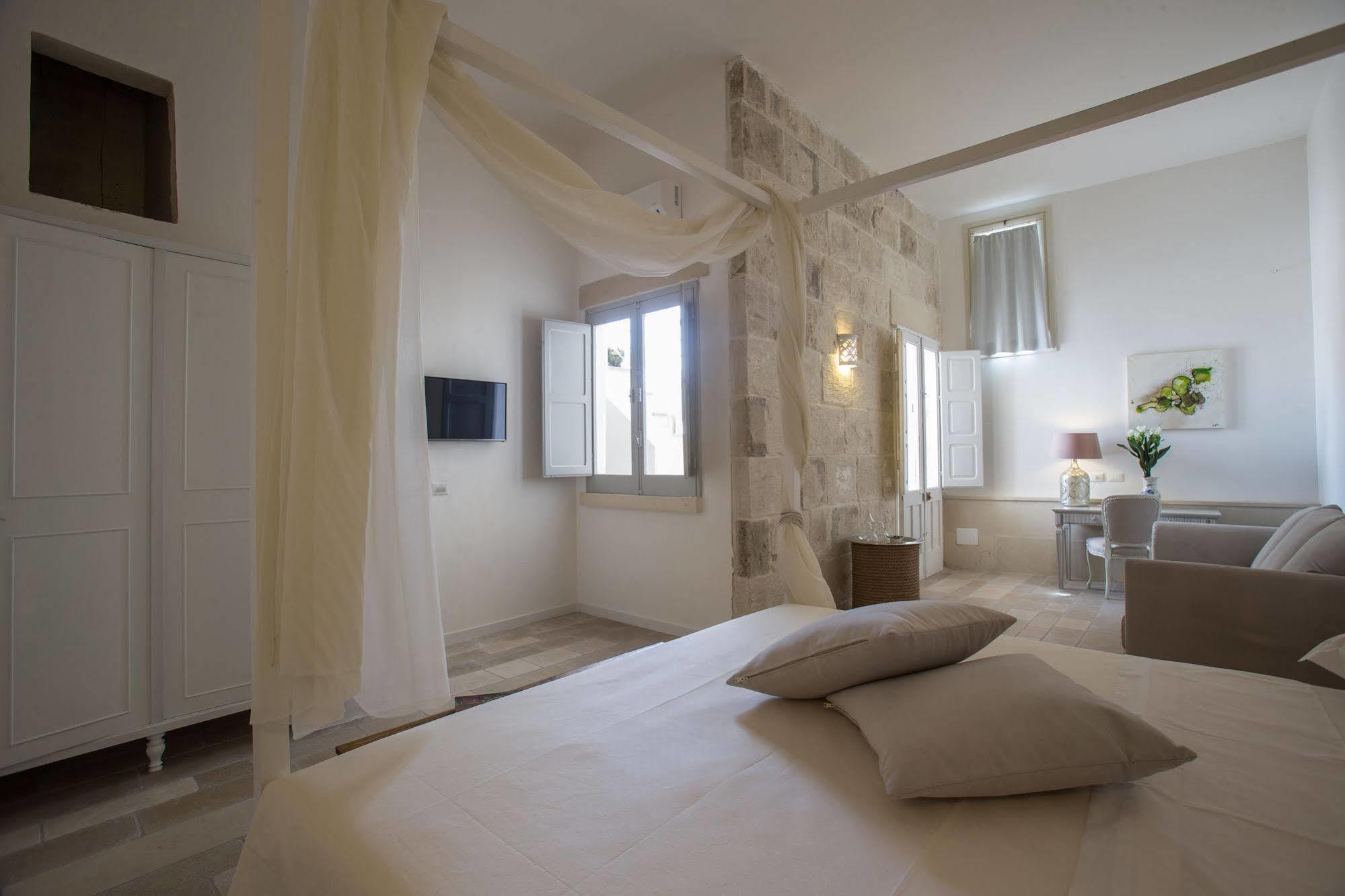 Li Pappi Antico Casale Bed and Breakfast Galatina Exteriör bild