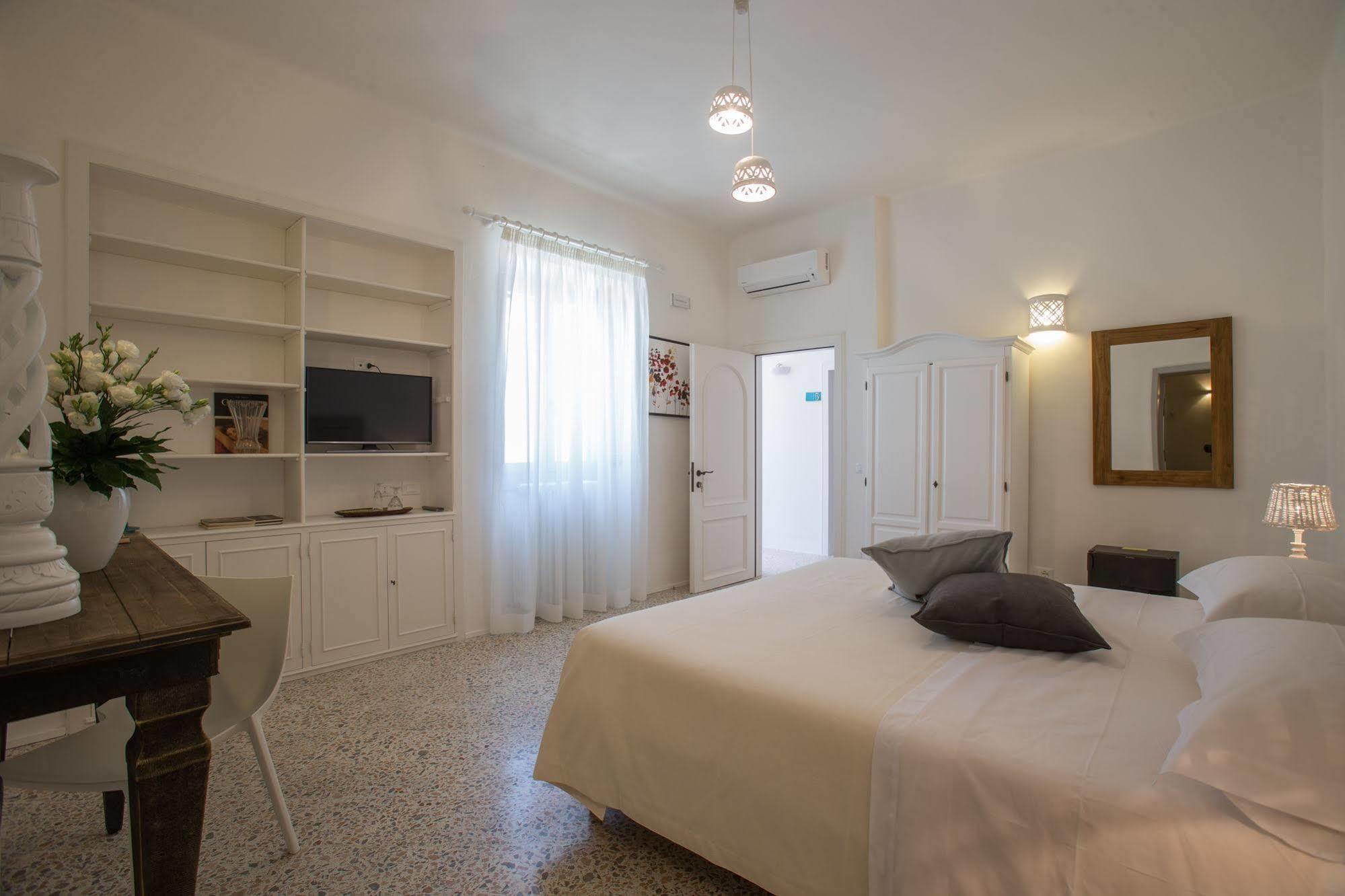 Li Pappi Antico Casale Bed and Breakfast Galatina Exteriör bild