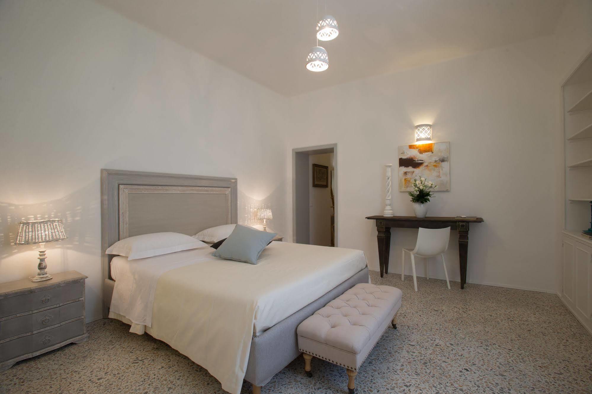 Li Pappi Antico Casale Bed and Breakfast Galatina Exteriör bild